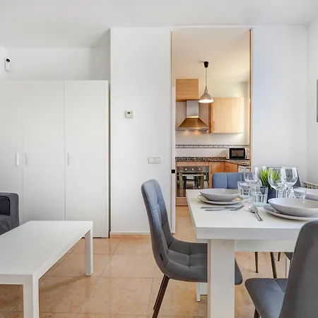 Ribes Duplex By Hello Homes シッチェス