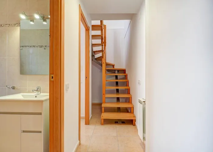 Апартаменты Ribes Duplex By Hello Homes *