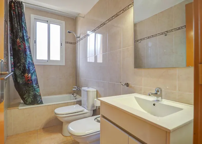 Ribes Duplex By Hello Homes דירה סיטגס