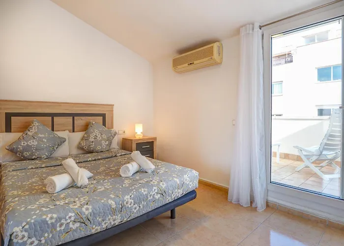 Апартаменты Ribes Duplex By Hello Homes *